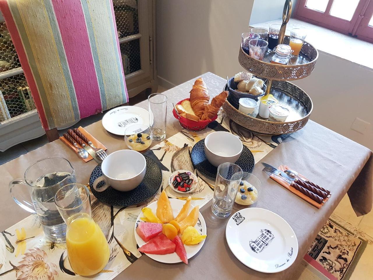 Poncins 샤토 데 페리송 B&B 외부 사진